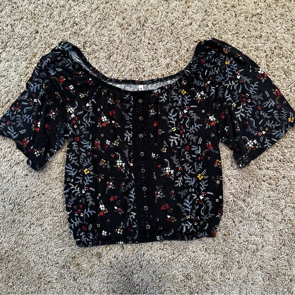 Mudd flowered print women’s blouse